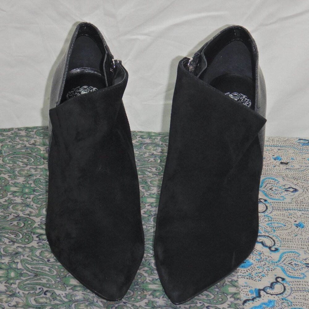 NWOT Vince Camuto Black Suede and Leather Booties